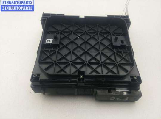 купить Блок предохранителей на Volkswagen Sharan (1995-2000)