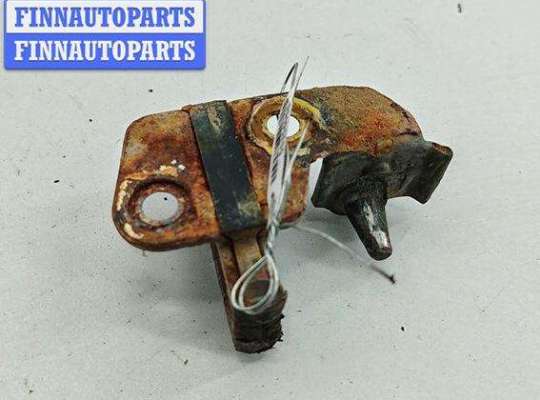 купить Ответная часть (скоба) замка двери на Volkswagen Transporter T4