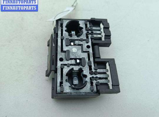 купить Плата фонаря заднего левого на Volkswagen Passat B4