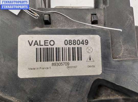 купить Фара правая на Audi A4 B6 (2001-2004)