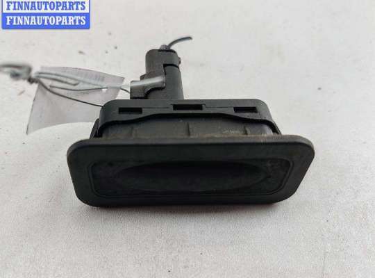 купить Кнопка открывания багажника на Renault Scenic II (2003-2009)