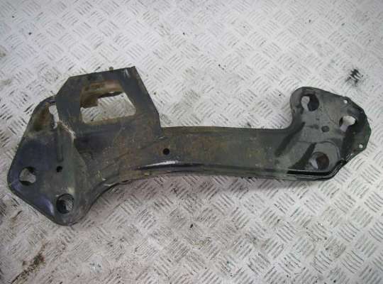 Кронштейн КПП опорный BM1780876 на BMW X5 E53 (1999-2006)