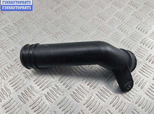 Купить Патрубок интеркулера на Volkswagen Passat B6 Патрубок интеркулера VG2587896 на Volkswagen Passat B6