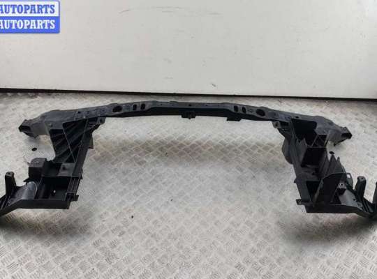 Рамка передняя (панель кузовная, телевизор) MB1656059 на Mercedes Sprinter W906 (2006-2018)