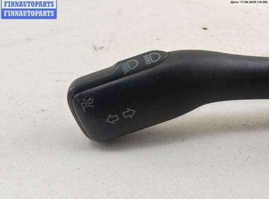 купить Переключатель поворотов на Volkswagen Passat B5