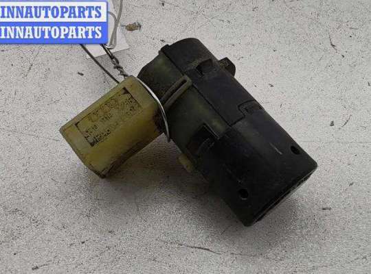 Датчик парковки (парктроник) задний AU1740393 на Audi A6 C5 (1997-2005)