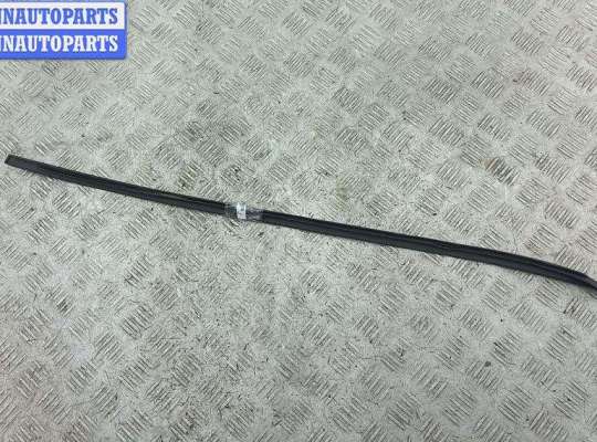 купить Молдинг лобового стекла на Volkswagen Passat B6