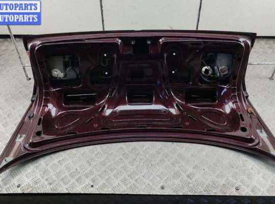 купить Крышка багажника (дверь задняя) на Audi 80 B4 (1991-1996)