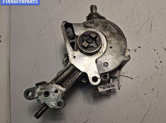купить Насос вакуумный на Volkswagen Passat B6