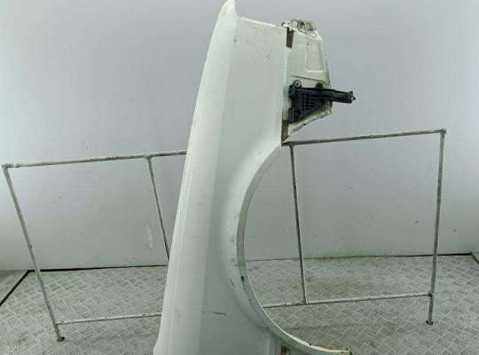 купить Крыло переднее правое на Audi 80 B4 (1991-1996)