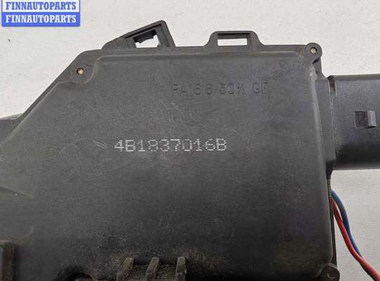 купить Замок двери передней правой на Audi A6 C5 (1997-2005)