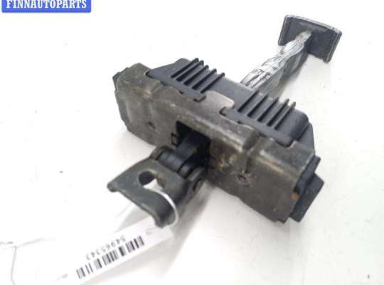 купить Ограничитель открывания двери задней на BMW 5 E60/E61 (2003-2010)