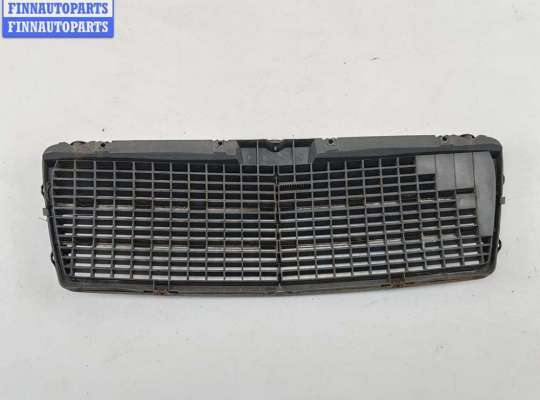 купить Решетка радиатора на Mercedes E-Class W210 (1995-2002)