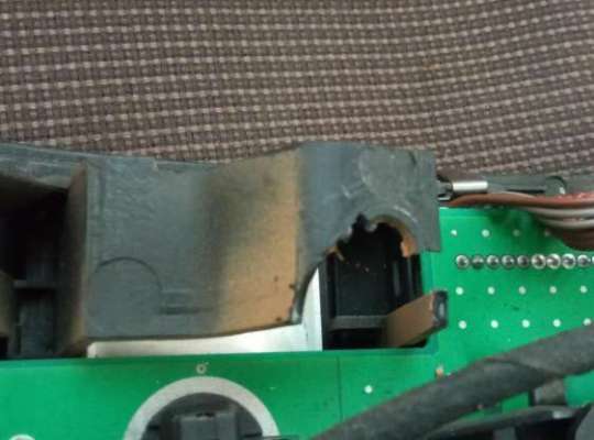 купить Фонарь салонный (плафон) на Porsche Cayenne