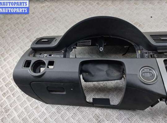купить Панель приборная (торпедо) на Volkswagen Passat B6