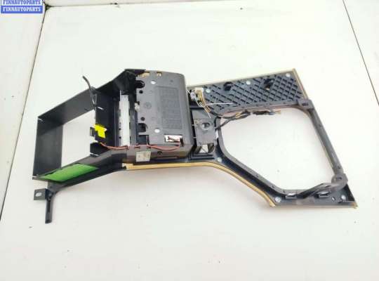 Консоль салона на BMW 5 (E39)