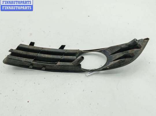 купить Рамка фары противотуманной правой на Volkswagen Passat B6