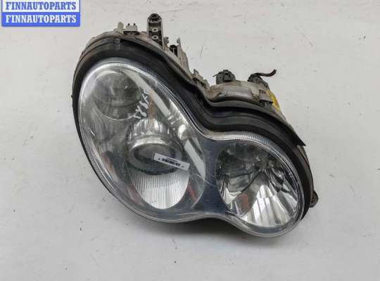 купить Фара правая на Mercedes C-Class W203 (2000-2006)