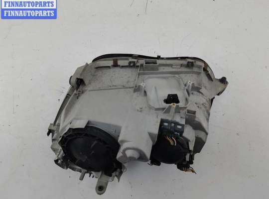 купить Фара правая на Mercedes C-Class W203 (2000-2006)
