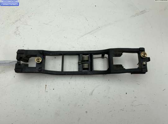 купить Корпус (держатель) ручки двери передней правой на Mercedes C-Class W202 (1993-2000)