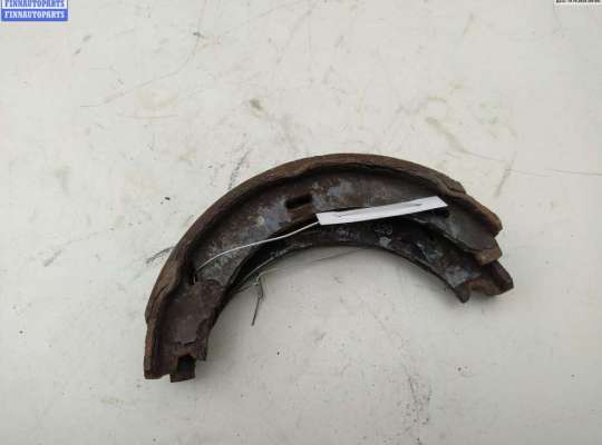 Колодки тормозные задние MB1488976 на Mercedes C-Class W203 (2000-2006)