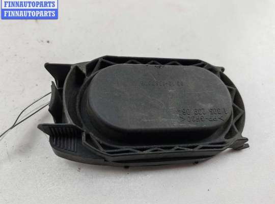 Крышка (заглушка) задняя фары правой BM3448161 на BMW 3 E36 (1991-2000)