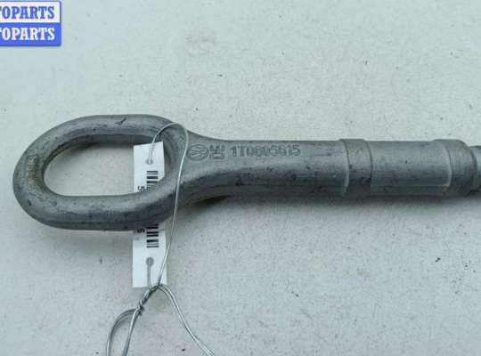 купить Крюк буксировочный на Volkswagen Caddy (2004-2010)