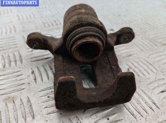 Суппорт задний правый NS984358 на Nissan Pathfinder
