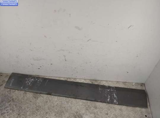 купить Молдинг наружный кузовной задний левый на Volkswagen Crafter