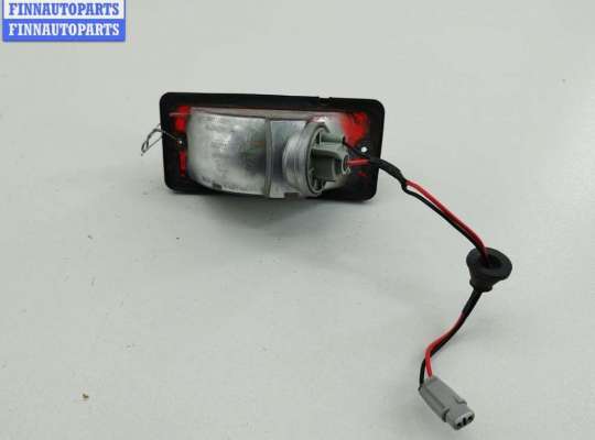 купить Фонарь противотуманный левый на Toyota RAV4 (2000-2006) XA20