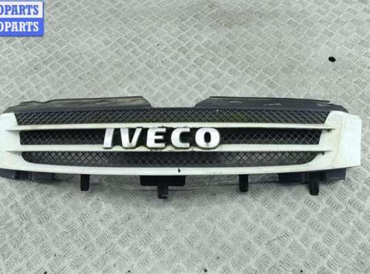 купить Решетка радиатора на Iveco Daily (2006-2011)
