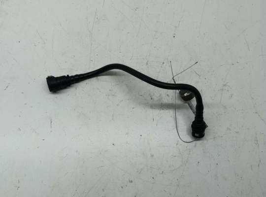 Патрубок (трубка, шланг) на Ford Focus II