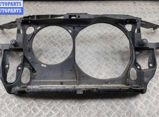 Рамка передняя (панель кузовная, телевизор) VG2674284 на Volkswagen Passat B5+ (GP)