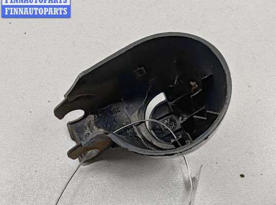 купить Крышка поводка стеклоочистителя на Volkswagen Passat B5