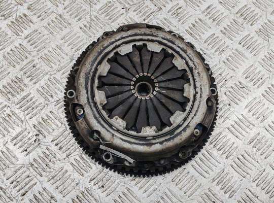 купить Маховик на Peugeot 307