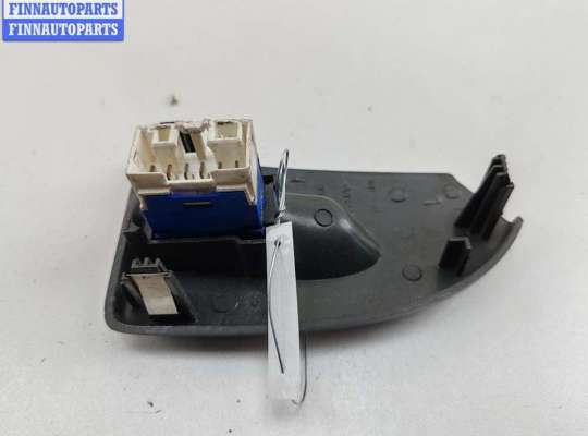 купить Кнопка стеклоподъемника переднего правого на Fiat Ducato (2002-2006)