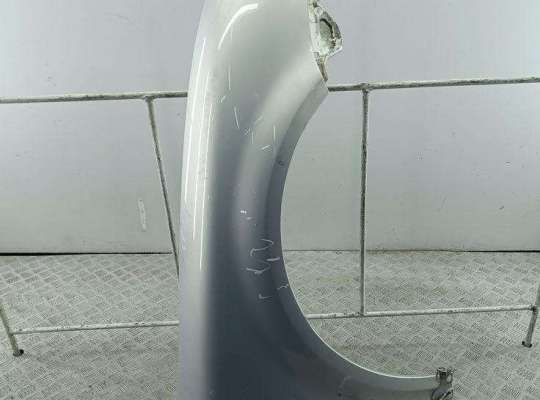 купить Крыло переднее правое на Volkswagen Passat B5