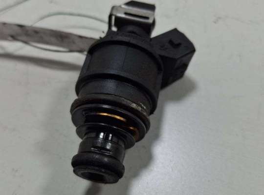 купить Форсунка топливная на Opel Vectra C (2002-2008)