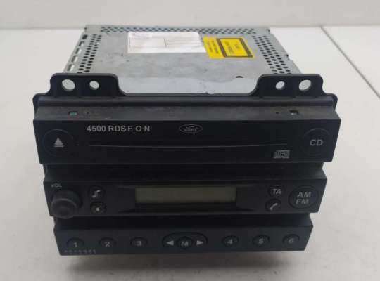 Магнитола FO2256756 на Ford Fusion