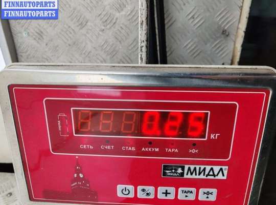 купить Молдинг стекла двери передней правой наружный на Volkswagen Passat B5+ (GP)