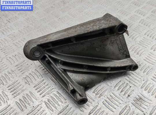 купить Кронштейн КПП опорный на Renault Laguna II (2001-2007)