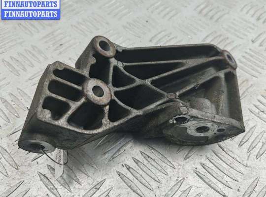 купить Кронштейн генератора на Opel Astra G (1998-2004)