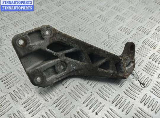 купить Кронштейн КПП опорный на Volkswagen Golf-3