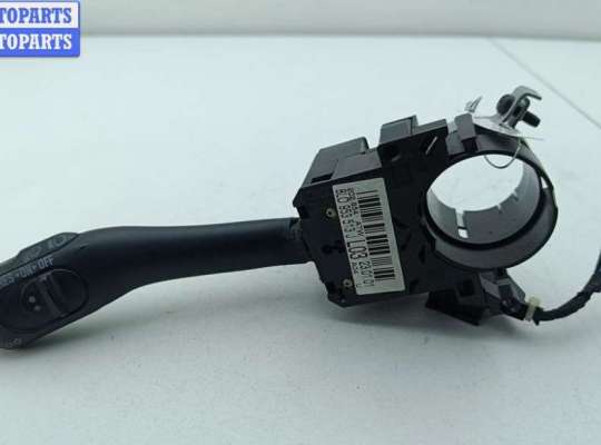 купить Переключатель поворотов на Volkswagen Golf-4