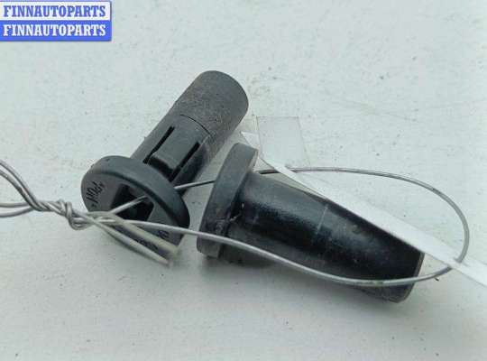 купить Кронштейн радиатора на Audi A6 C5 (1997-2005)