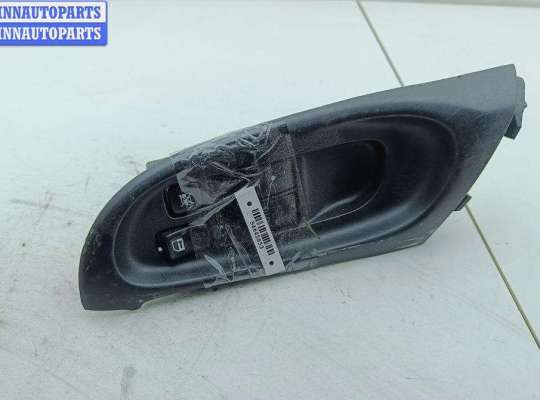 купить Блок кнопок управления стеклоподъемниками на Nissan Almera N16 (2000-2007)