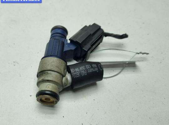 Форсунка топливная на Volkswagen Bora (1J2)