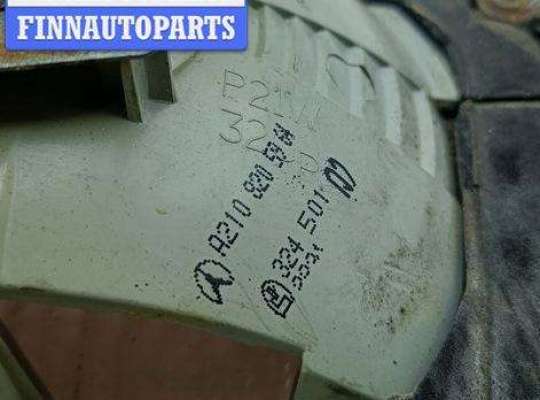 купить Фонарь крышки багажника левый на Mercedes E-Class W210 (1995-2002)