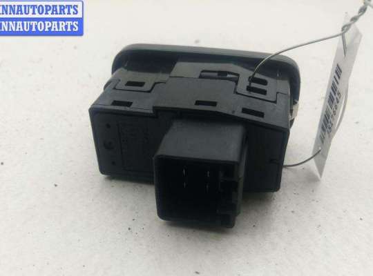 купить Кнопка стеклоподъемника заднего правого на Volvo S80