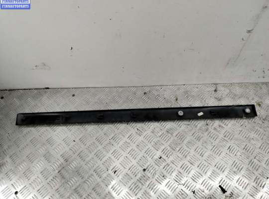 купить Молдинг двери передней правой на Citroen Evasion